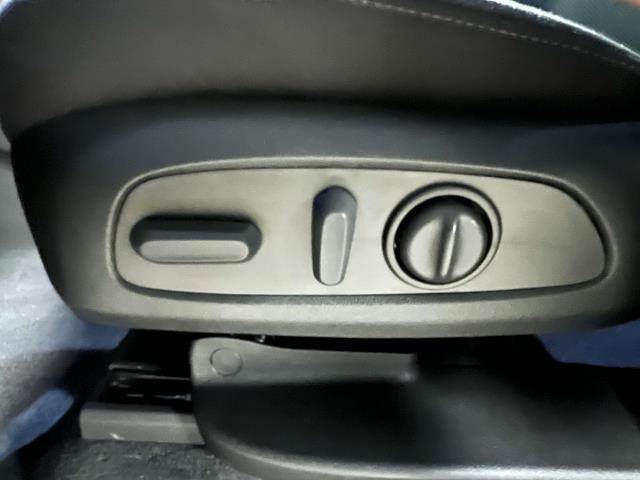 used 2023 Chevrolet Traverse car, priced at $31,499