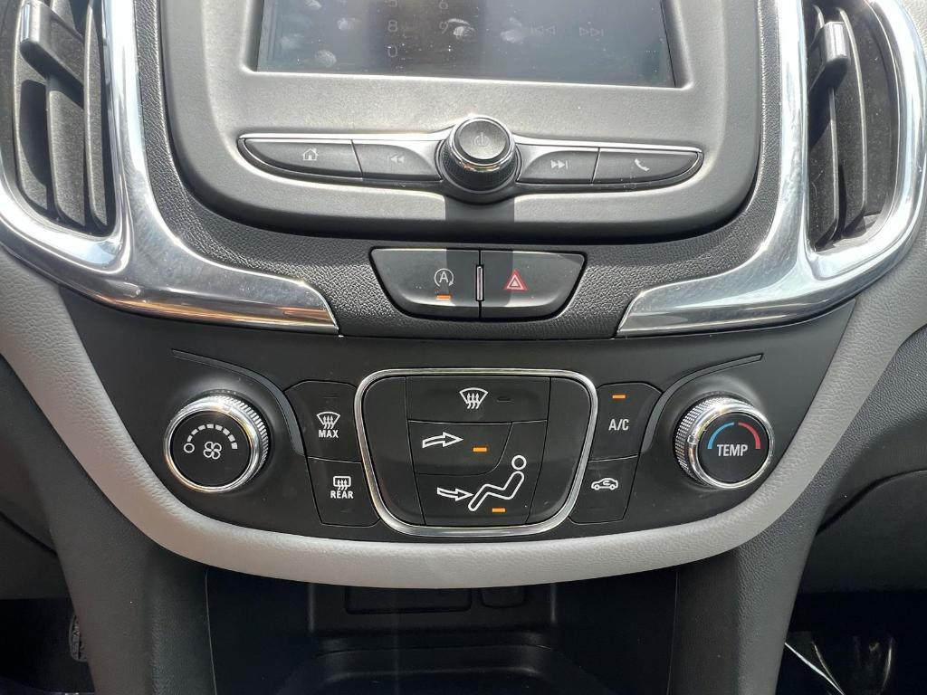 used 2022 Chevrolet Equinox car, priced at $16,393