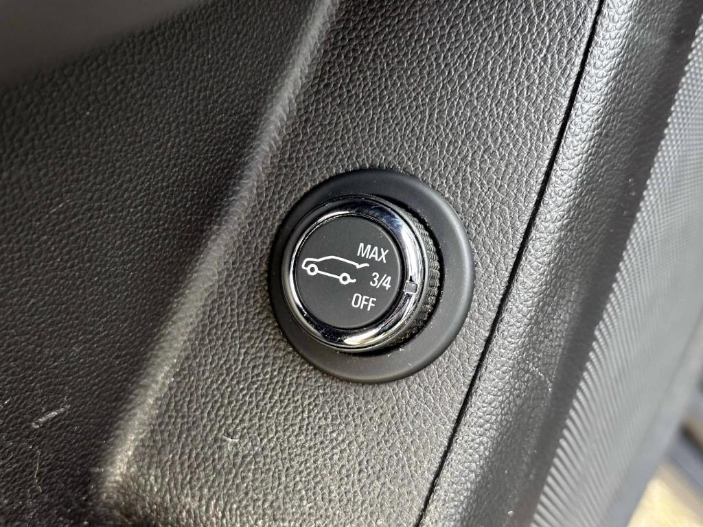 used 2018 Chevrolet Traverse car, priced at $17,999