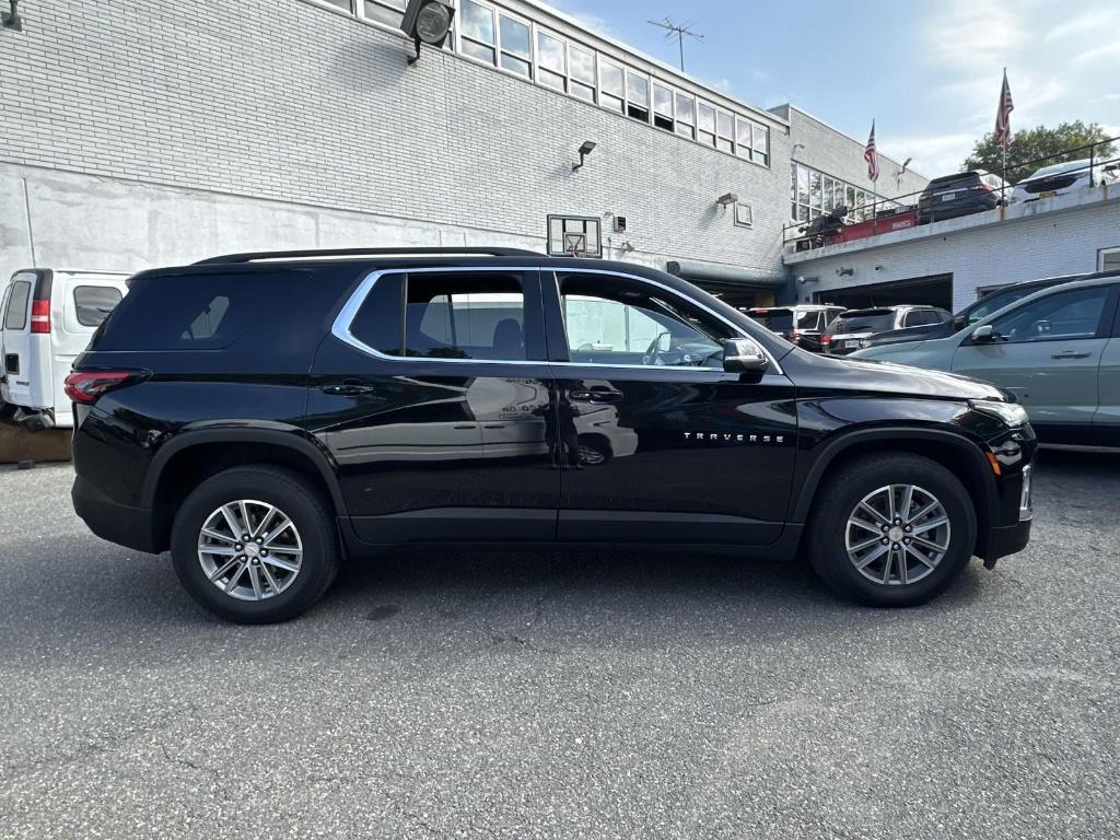 used 2023 Chevrolet Traverse car, priced at $22,991