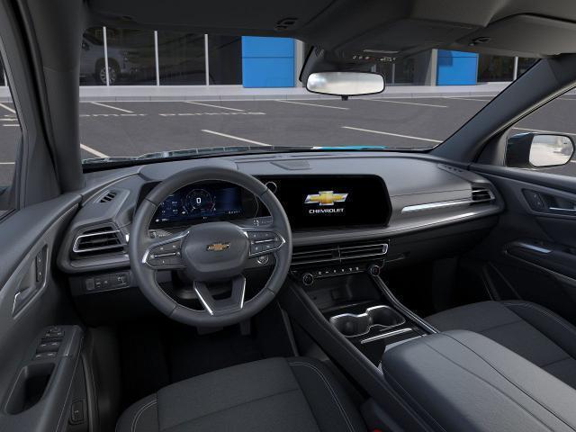 new 2025 Chevrolet Traverse car