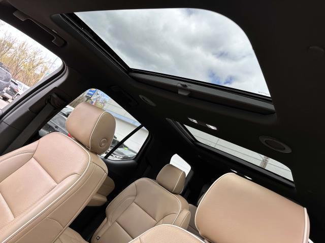 used 2022 Chevrolet Traverse car, priced at $32,494