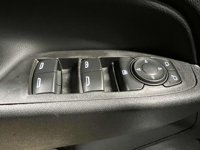 used 2022 Chevrolet Equinox car, priced at $19,569