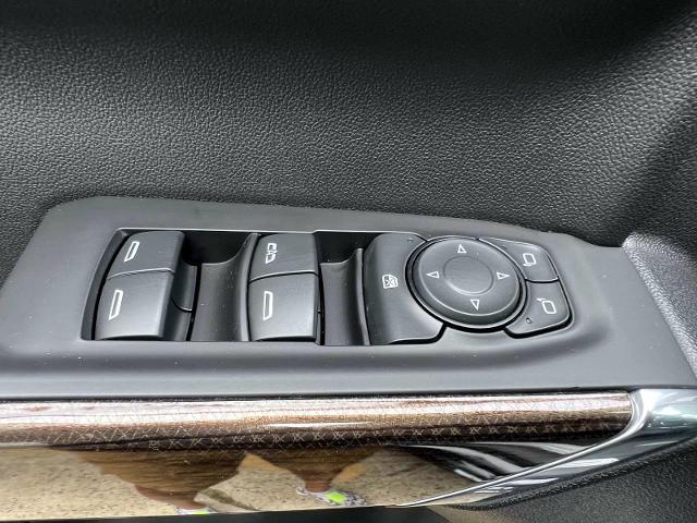 used 2021 Chevrolet Silverado 1500 car, priced at $31,999