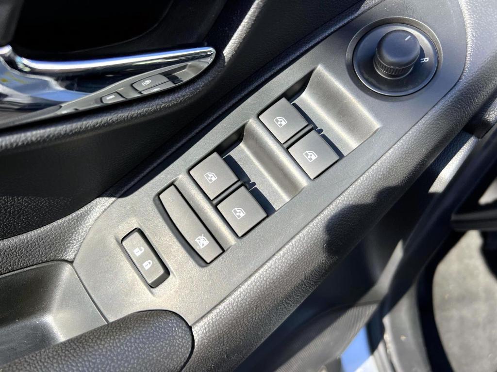 used 2022 Chevrolet Trax car, priced at $16,398