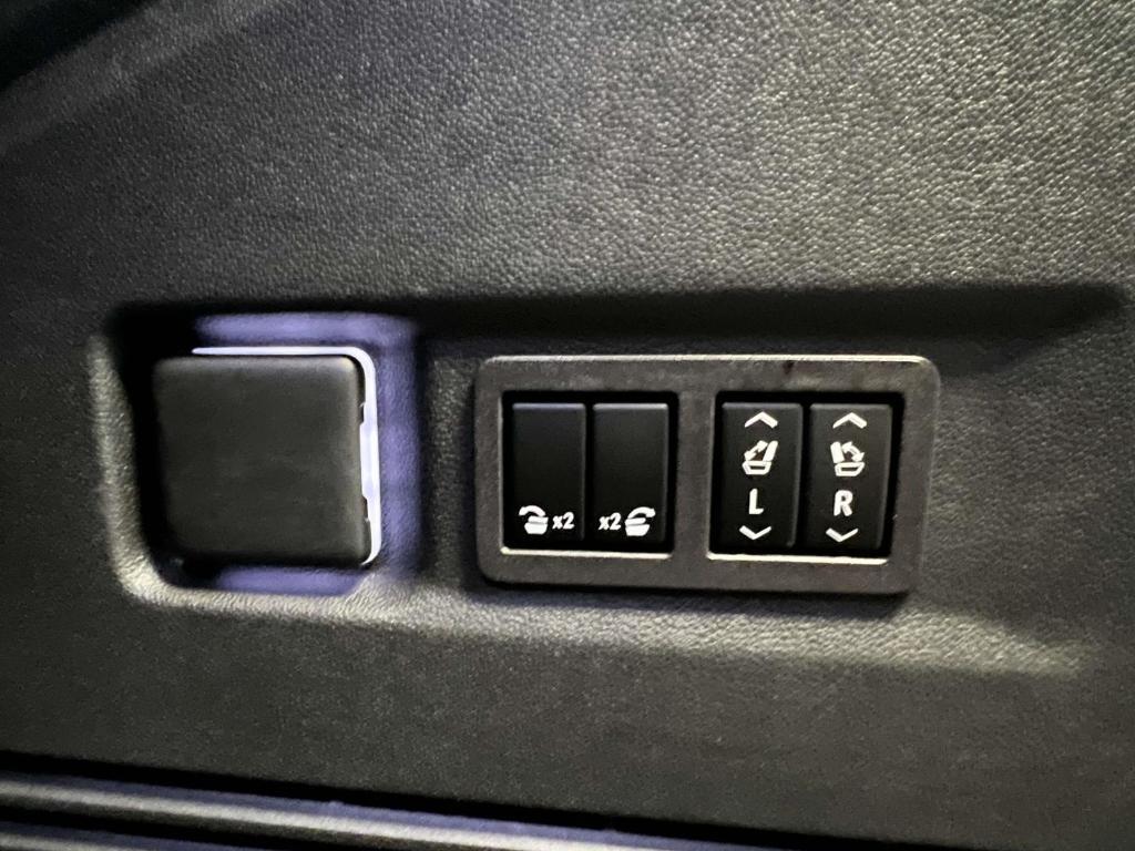 used 2023 Chevrolet Suburban car, priced at $55,591