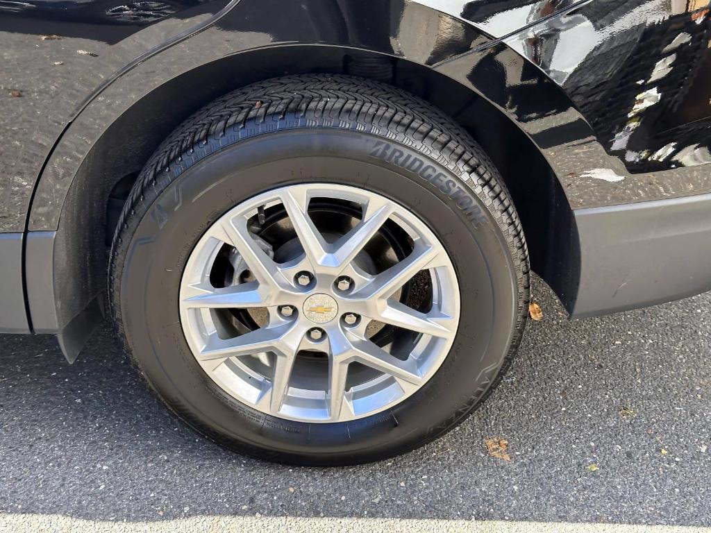 used 2022 Chevrolet Equinox car, priced at $19,404