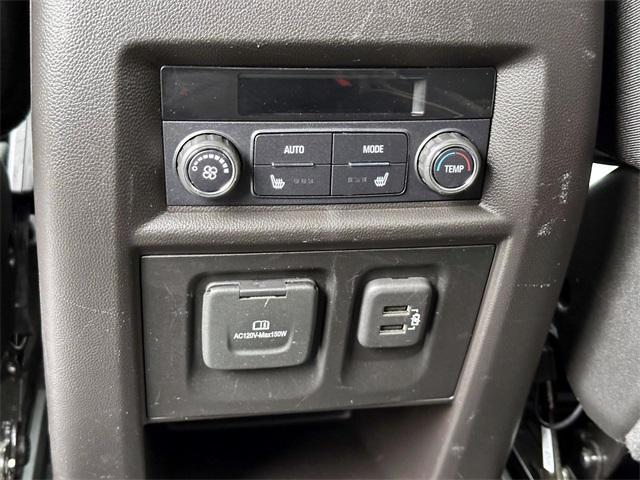 used 2022 Chevrolet Traverse car, priced at $33,274