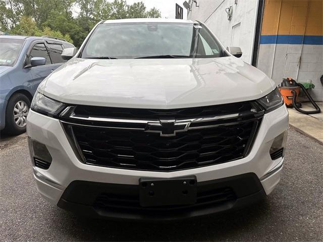used 2022 Chevrolet Traverse car, priced at $33,274