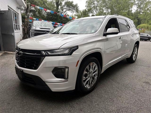 used 2022 Chevrolet Traverse car, priced at $33,274