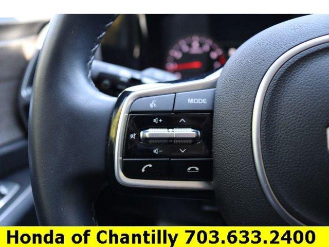 used 2023 Kia Sorento car, priced at $31,481