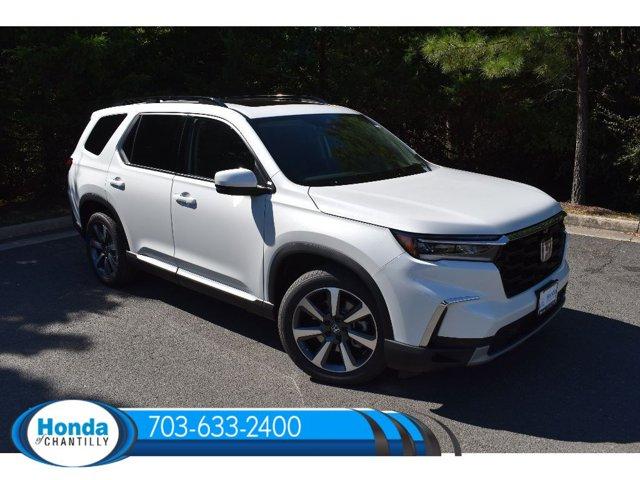 new 2025 Honda Pilot car, priced at $55,030