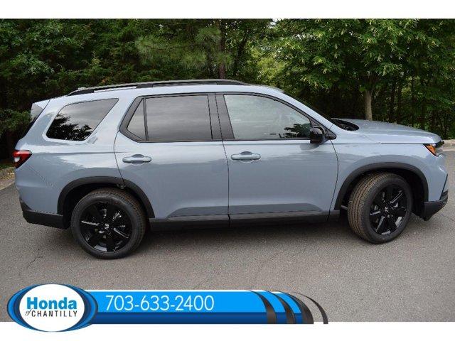 new 2025 Honda Pilot car, priced at $56,485