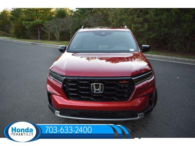 new 2025 Honda Pilot car, priced at $51,250