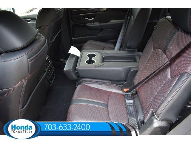 new 2025 Honda Pilot car, priced at $56,485