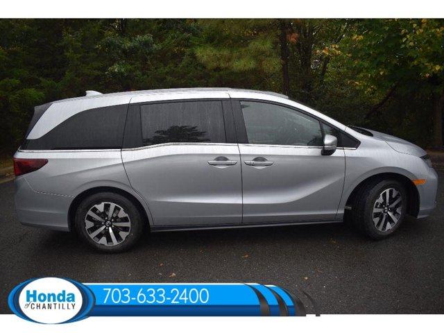 new 2026 Honda Odyssey car, priced at $44,290