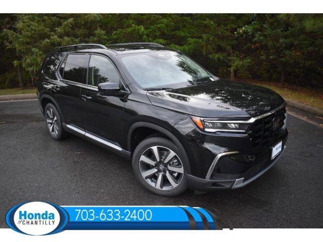 new 2025 Honda Pilot car, priced at $55,305
