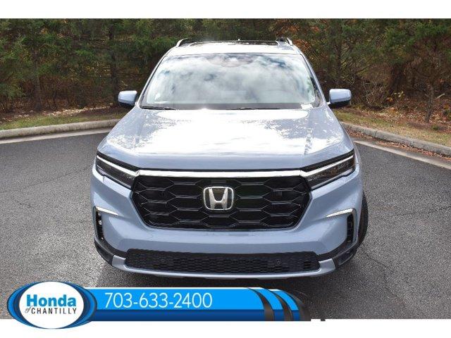 new 2025 Honda Pilot car, priced at $51,450