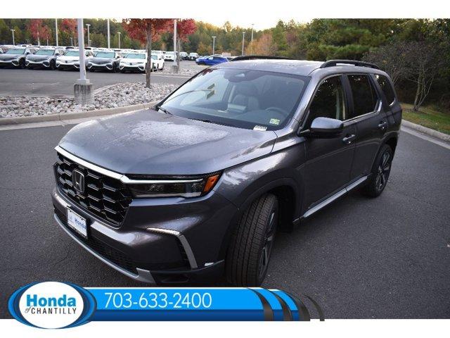 new 2025 Honda Pilot car, priced at $50,995