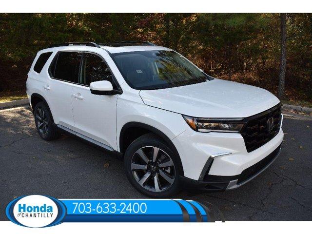new 2025 Honda Pilot car, priced at $55,030