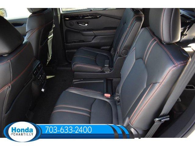 new 2025 Honda Pilot car, priced at $52,090