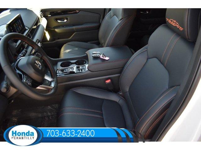 new 2025 Honda Pilot car, priced at $52,090