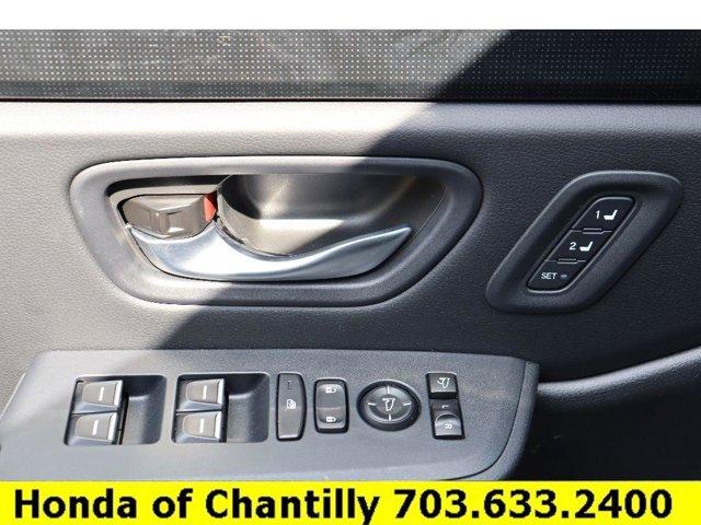 used 2025 Honda Pilot car, priced at $47,654