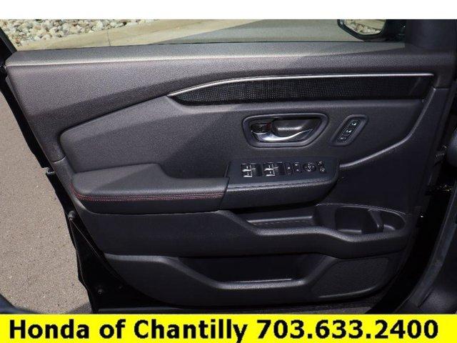 used 2025 Honda Pilot car, priced at $47,654