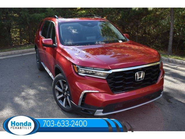 new 2025 Honda Pilot car, priced at $54,930