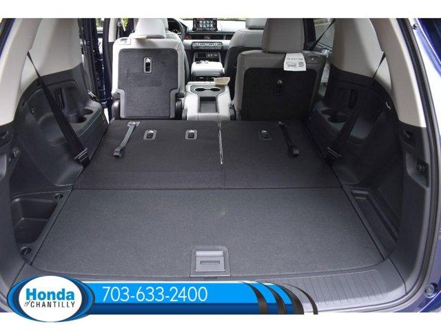 new 2025 Honda Pilot car, priced at $51,095