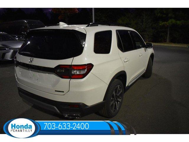 new 2025 Honda Pilot car, priced at $51,550