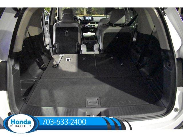 new 2025 Honda Pilot car, priced at $51,550