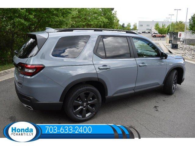 new 2025 Honda Pilot car, priced at $44,205
