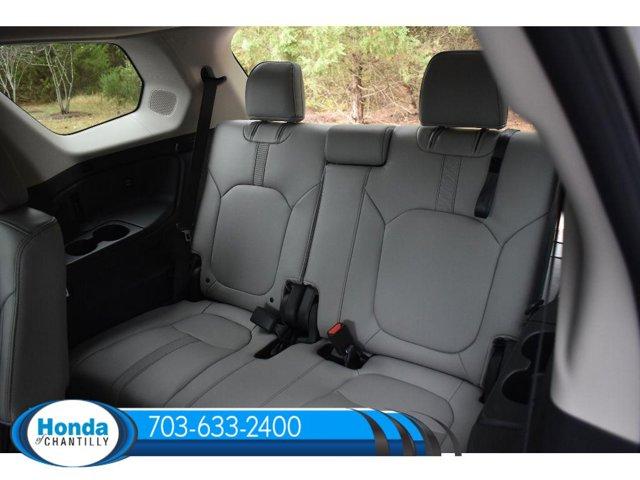 new 2025 Honda Pilot car, priced at $51,095