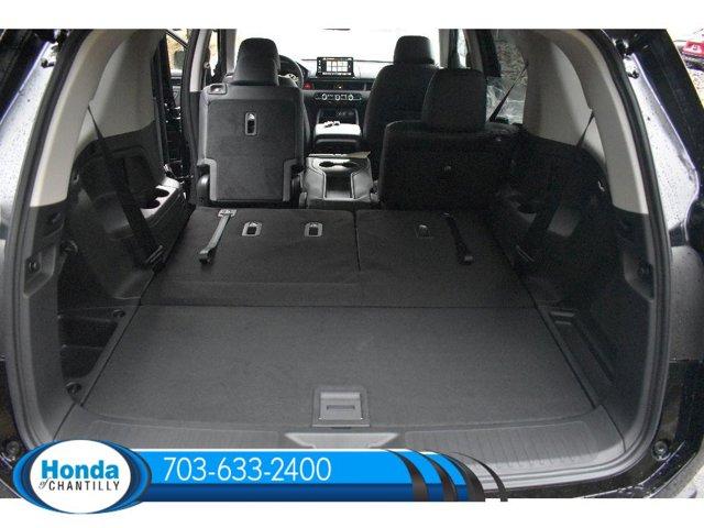 new 2025 Honda Pilot car, priced at $51,095