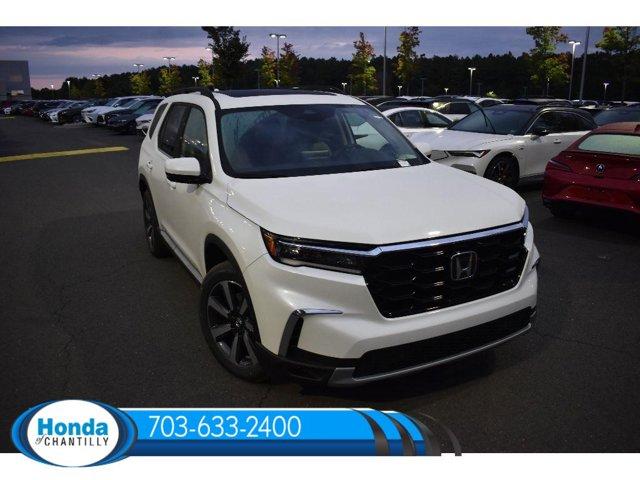 new 2025 Honda Pilot car, priced at $51,550