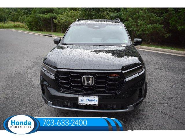 new 2025 Honda Pilot car, priced at $51,330