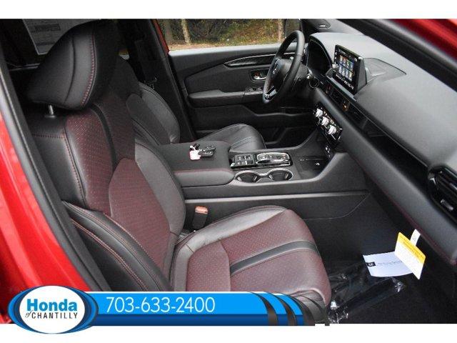 new 2025 Honda Pilot car, priced at $56,530