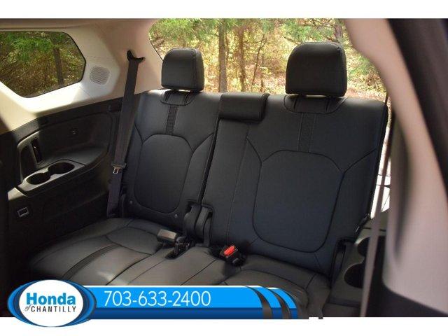 new 2025 Honda Pilot car, priced at $51,550