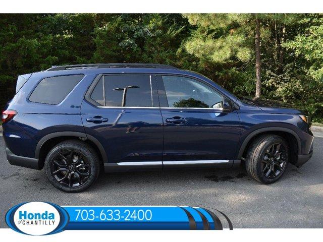 new 2025 Honda Pilot car, priced at $52,995