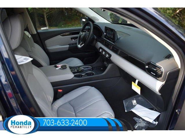 new 2025 Honda Pilot car, priced at $52,995