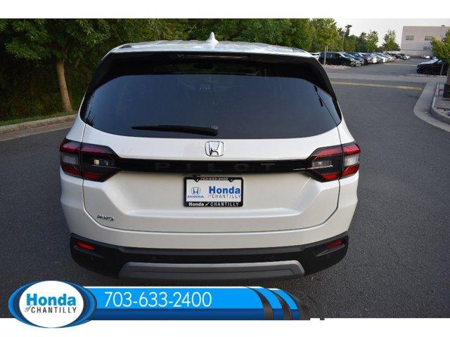 new 2025 Honda Pilot car, priced at $47,505