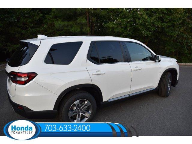 new 2025 Honda Pilot car, priced at $47,505
