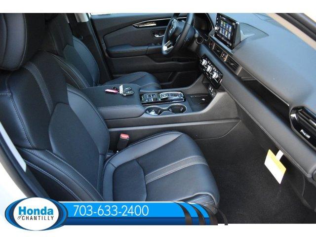 new 2025 Honda Pilot car, priced at $47,505