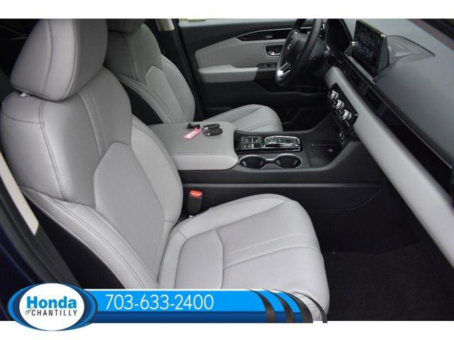 new 2025 Honda Pilot car, priced at $51,095