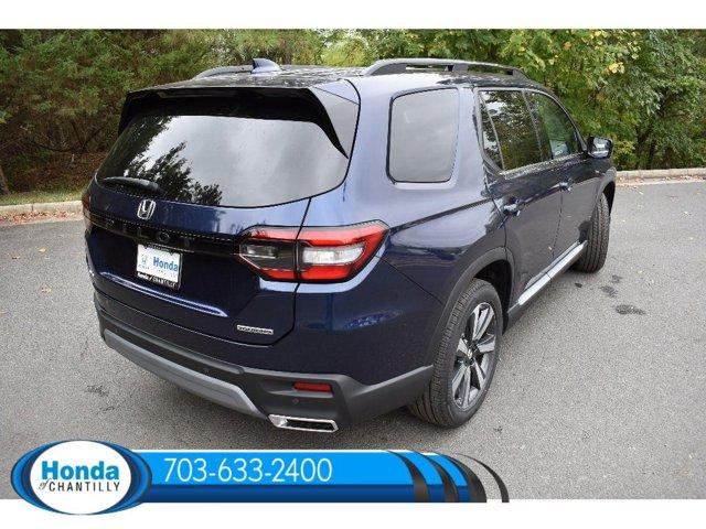 new 2025 Honda Pilot car, priced at $51,095