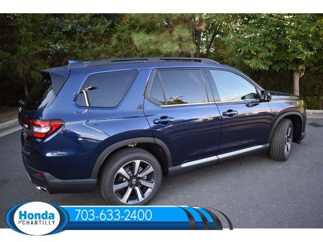 new 2025 Honda Pilot car, priced at $51,095