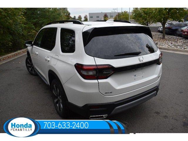 new 2025 Honda Pilot car, priced at $51,550