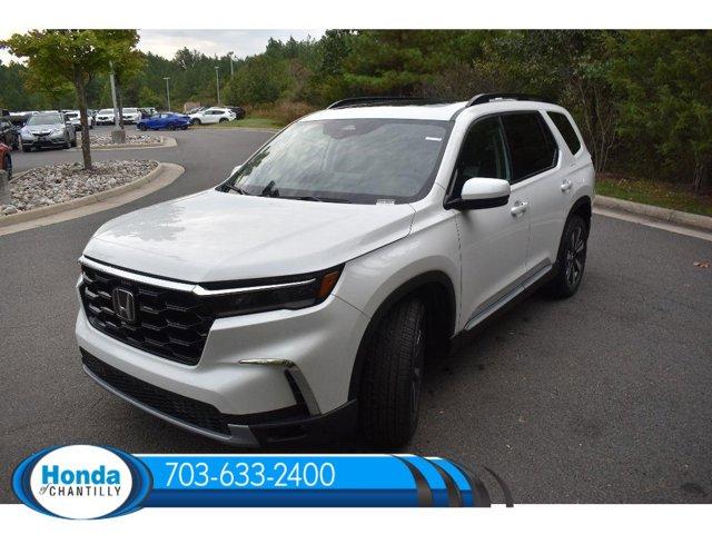 new 2025 Honda Pilot car, priced at $51,550