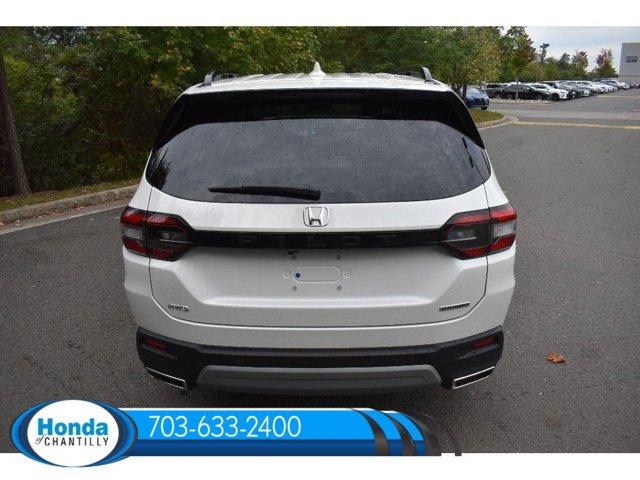 new 2025 Honda Pilot car, priced at $51,550